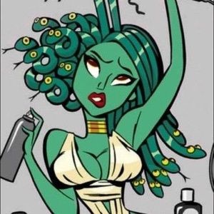 Meet your Posher, Medusa’s